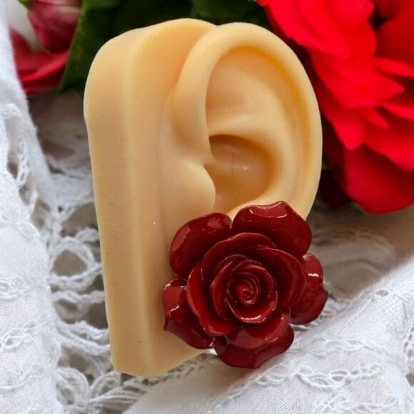 Large Red Rose Earrings Shiny 3D Acrylic Pierced Stud Post Women's Jewelry Gift - Picture 1 of 6